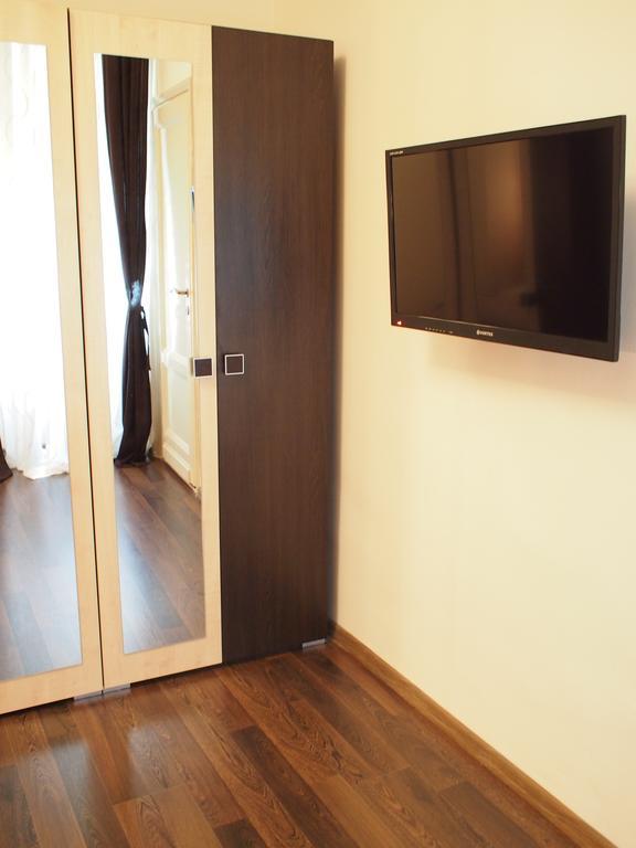 Budapest Suites Exterior photo